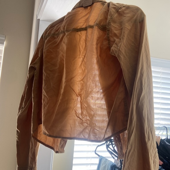 Thread + Supply Cropped Button Down - Picture 4 of 4